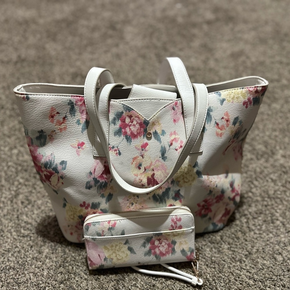 Lauren Conrad Floral Purse with matching wallet